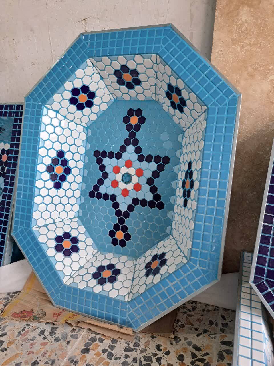 حوض سنتی آبی